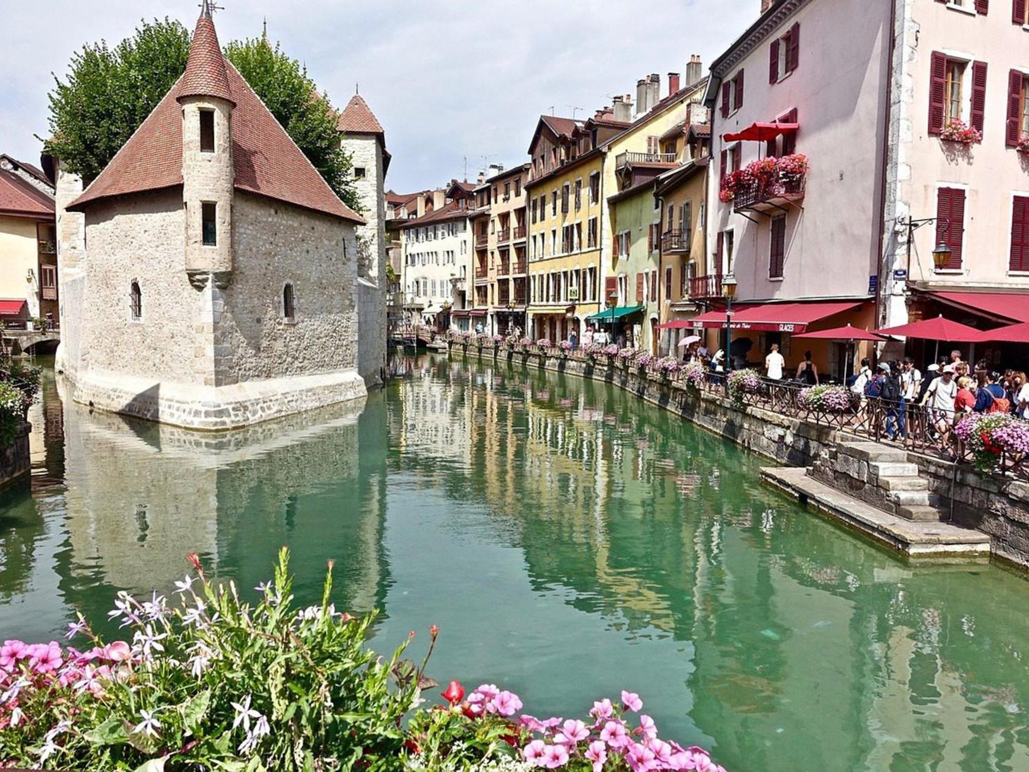 T1 Confortable A 2 Pas Du Centre D'Annecy Avec Parking Et Terrasse - Fr-1-432-44 Zewnętrze zdjęcie